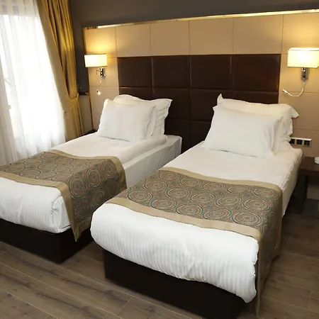 Hotel The Mara Palace 3*